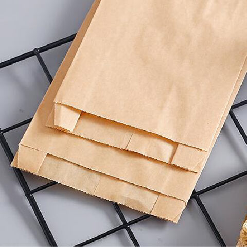 Paper bag (Brown/white)